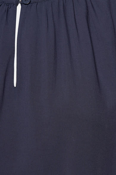 Blauwe blouse met korte mouwen van Tom Tailor, met gedeeltelijke sluiting en decoratieve knopen.