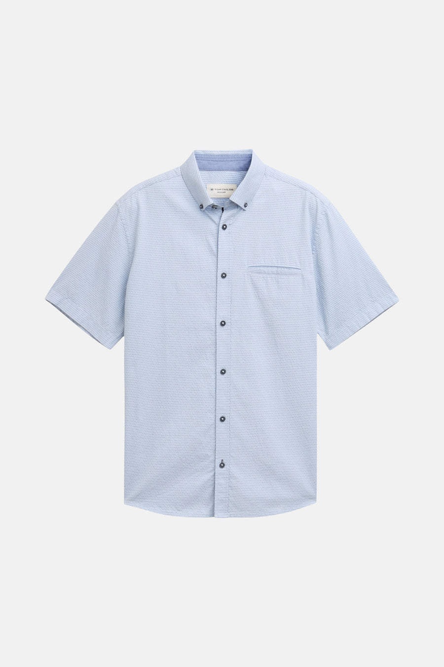 Blauwe blouse met korte mouwen van Tom Tailor, met subtiel textuurpatroon en een enkel borstzakje.