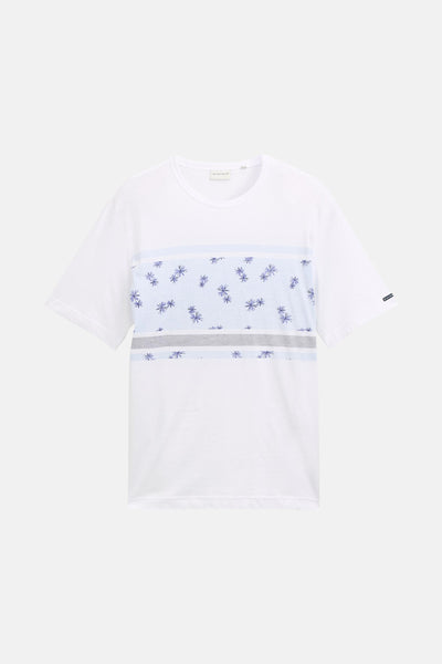 T-shirt à manches courtes blanc de Tom Tailor avec motif floral bleu sur le devant.