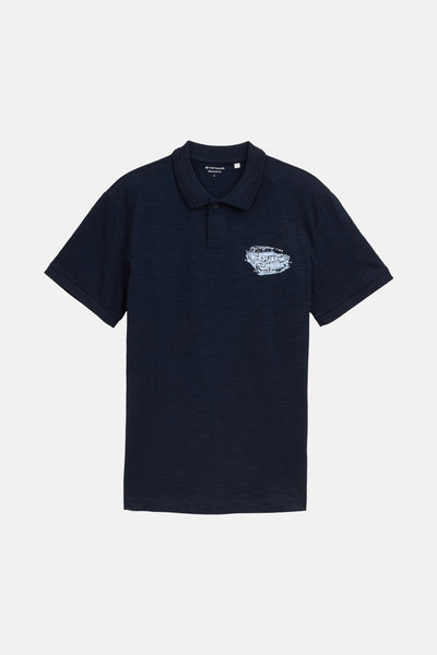 Polo à manches courtes bleu foncé de Tom Tailor, avec motif imprimé d'une voiture.