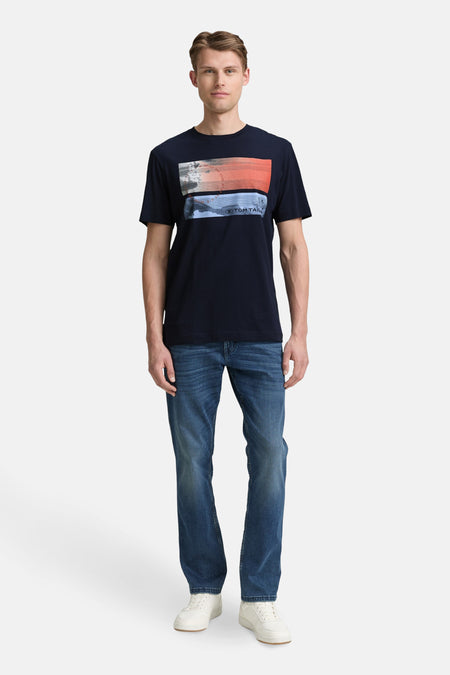 Blauw T-shirt met korte mouwen van Tom Tailor met een grafische print op de voorkant.