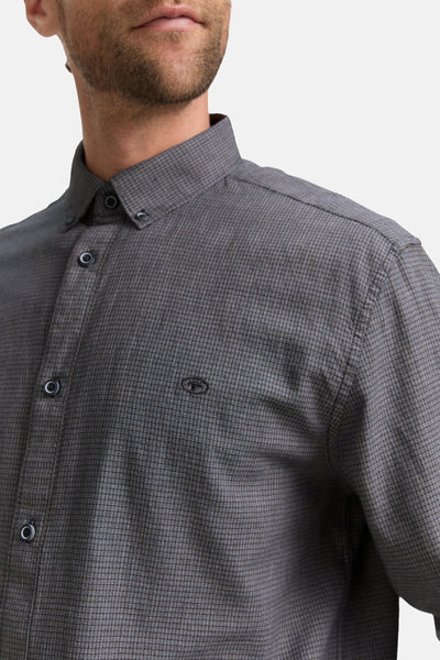 Blauw geruit overhemd met lange mouwen van Tom Tailor, met een button-down kraag en een klassieke pasvorm.