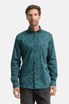 Chemise verte à manches longues par Tom Tailor, avec motif moucheté blanc et poche de poitrine.