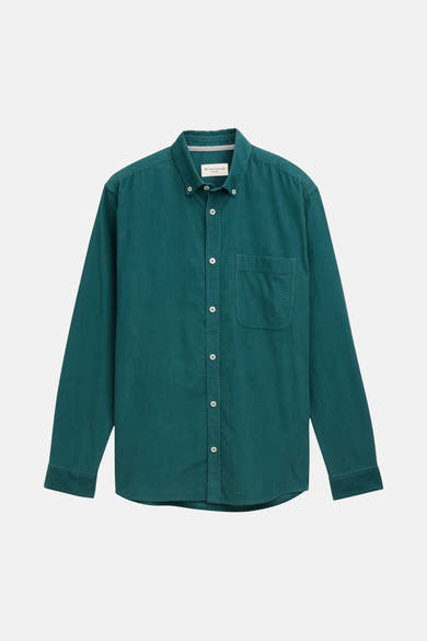Groen fluwelen overhemd met lange mouwen van Tom Tailor, met borstzak en witte knopen.