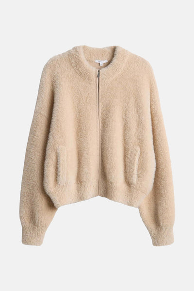 Cardigan beige duveteux par OPUS avec fermeture éclair et poches avant.