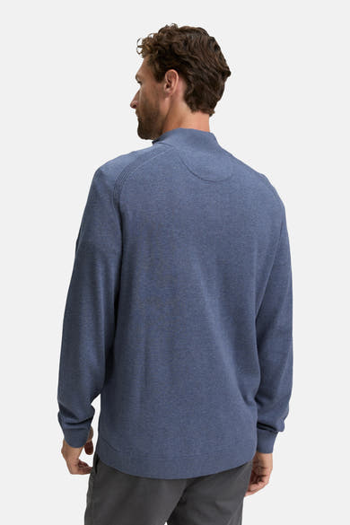 Ronde hals trui blauw van Tom Tailor, met zichtbare gebreide textuur aan de achterkant.