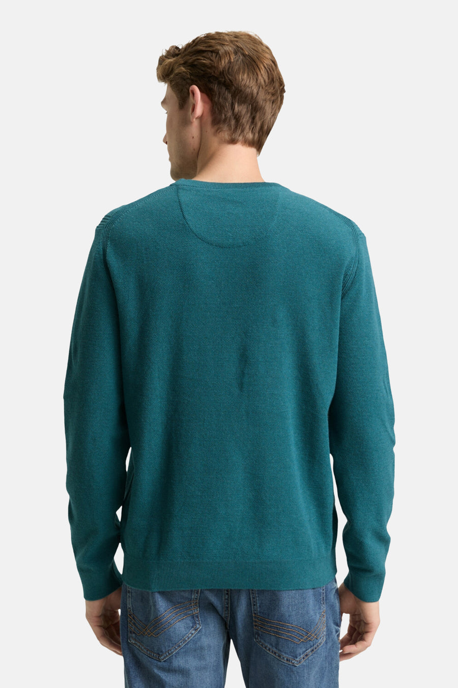 Pull à col rond vert de Tom Tailor, avec texture tricotée sur la partie arrière.
