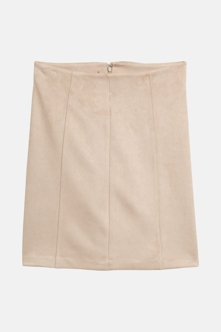 Korte beige rok van Tom Tailor, met een suède-achtige textuur en decoratieve verticale stiksels.