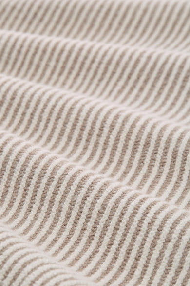 Beige trui van Tom Tailor met horizontale strepen, gebreide textuur met plooien.
