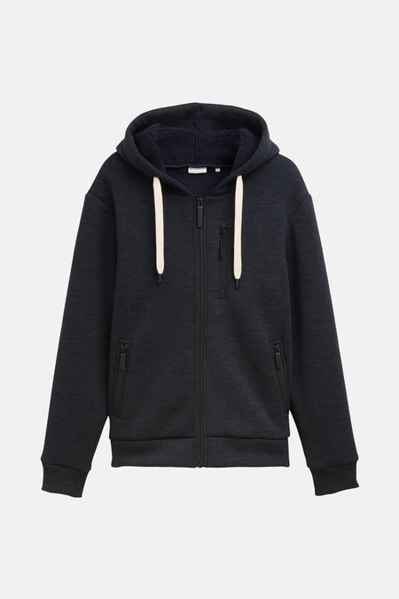 Marineblauwe fleece van Tom Tailor, zachte en soepelvallende textuur met subtiele kleurnuances.