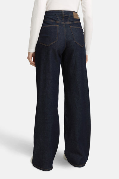 Wijde spijkerbroek in donkerblauw denim van Tom Tailor, met achterzakken en zichtbare naden.