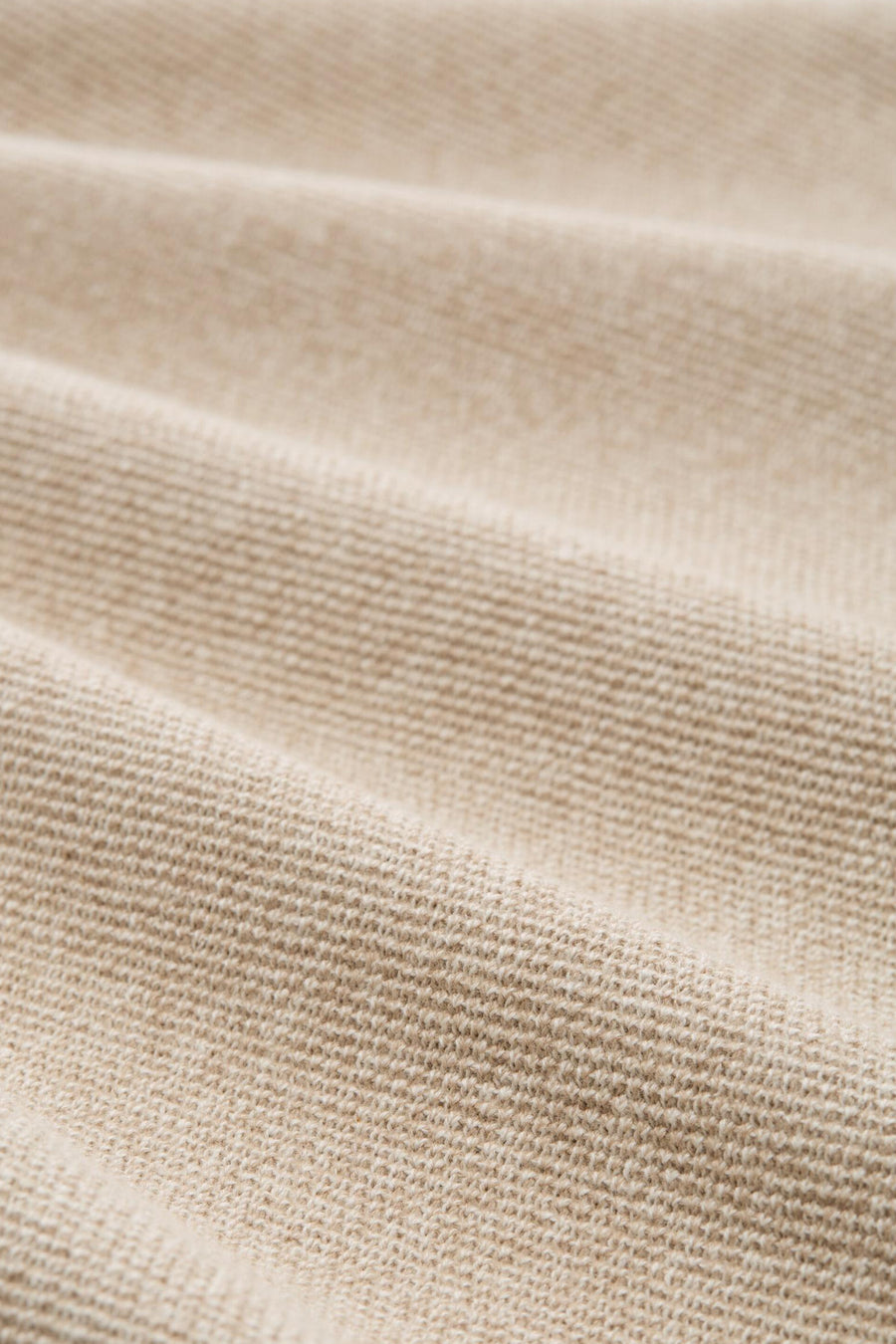 Beige ronde hals trui van Tom Tailor, in een getextureerd breisel met zachte plooien.