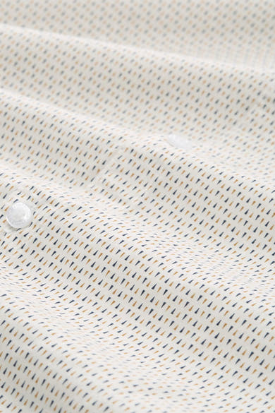 Chemise à manches longues multicolore de Tom Tailor, avec motif triangulaire discret et boutons blancs.