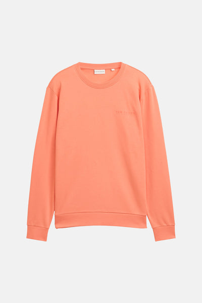 Koraalkleurige sweater van Tom Tailor, met ronde hals en discreet logo op de voorkant.