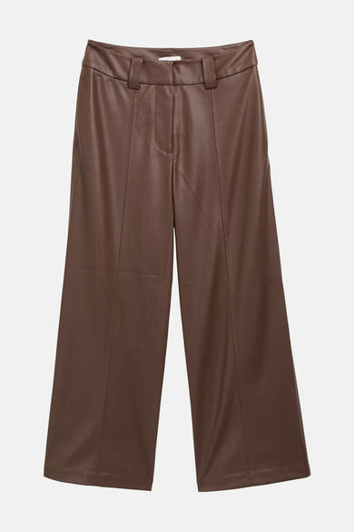 Bruine broek van imitatieleer van Tom Tailor, met riemlussen en verticale naden.