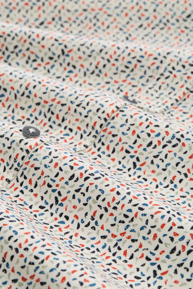 Chemise à manches longues multicolore de Tom Tailor, avec un motif de confetti sur un tissu texturé.