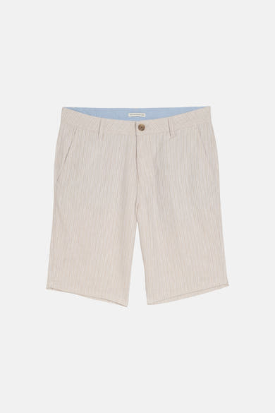 Bermuda beige de Tom Tailor, à rayures verticales fines, avec une doublure rayée bleue et blanche.