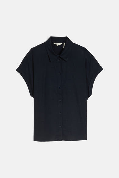 Chemisier bleu marine à manches courtes de Tom Tailor, en tissu texturé, avec col classique et ourlets retroussés.