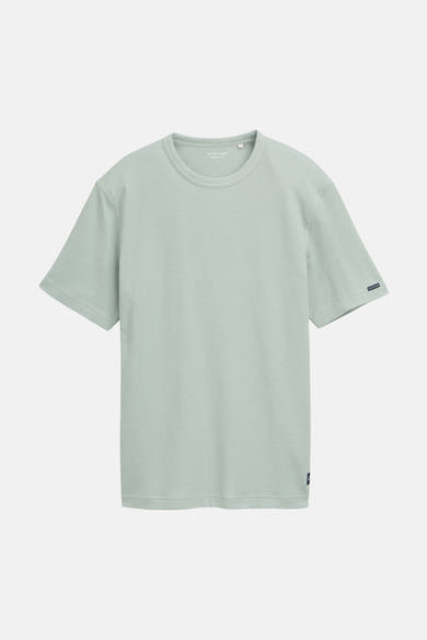 T-shirt à manches courtes vert de Tom Tailor, en maille gaufrée, avec un logo sur la manche.
