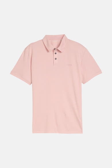 Polo rose de Tom Tailor avec col classique, patte à trois boutons foncés et broderie logo sur la poitrine.