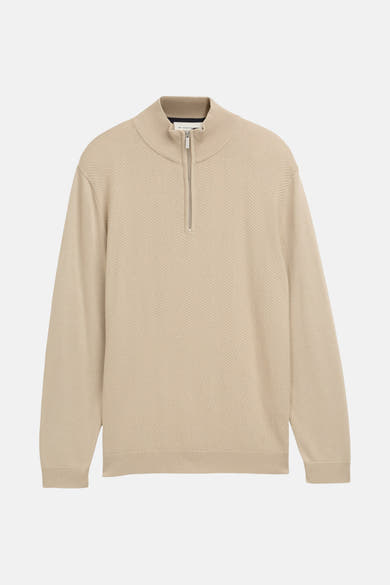 Pull beige à col rond par Tom Tailor, avec une texture à chevrons et une fermeture éclair partielle.