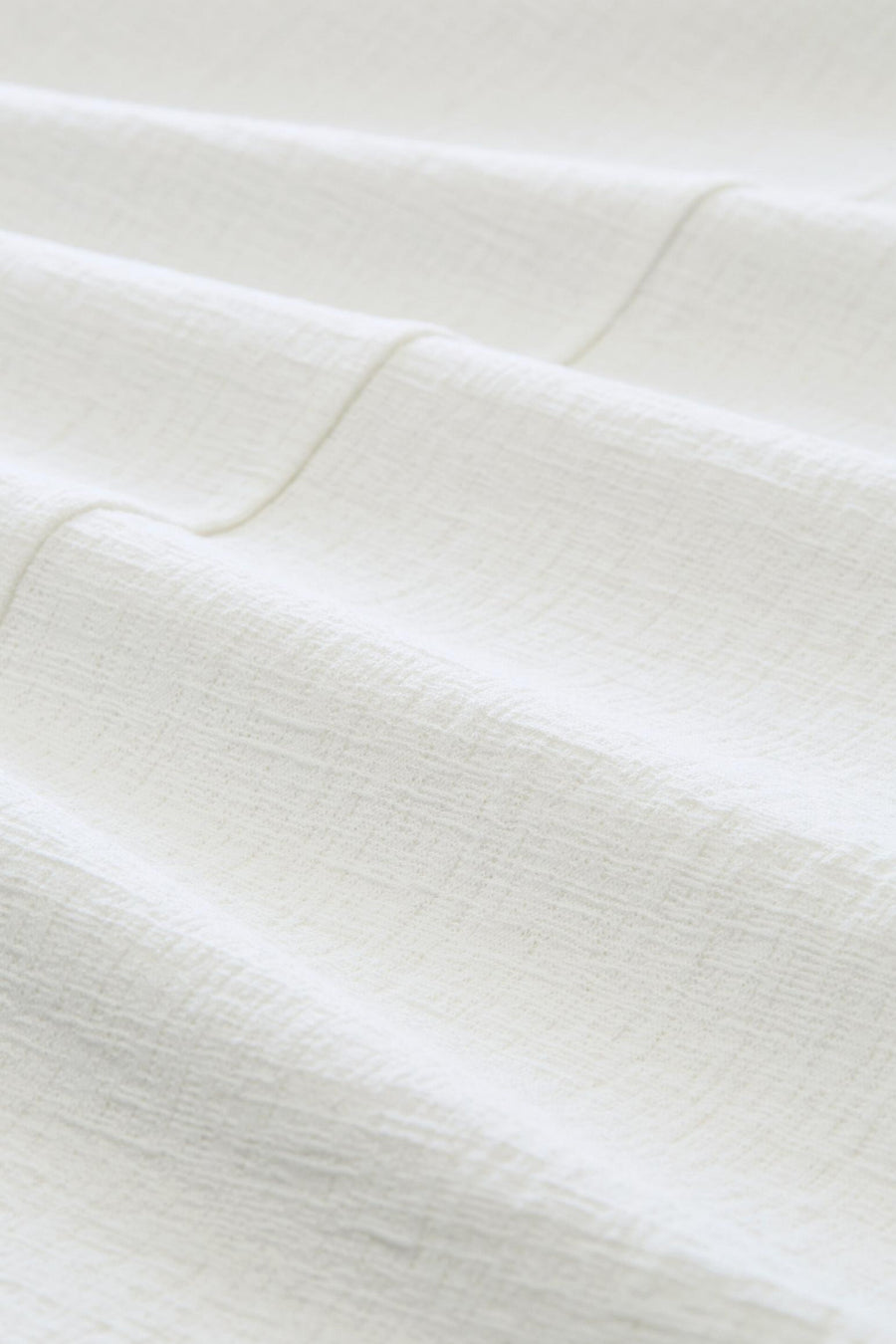 Wit T-shirt van Tom Tailor in licht gestructureerde en geplooide stof.