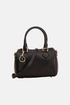 Sac à main noir en cuir texturé de Access® style bowling avec deux poignées, une bandoulière et une breloque dorée.