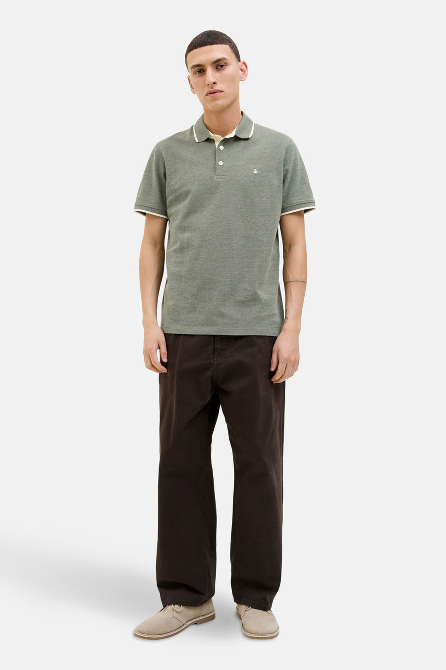 Polo à manches courtes vert de PREMIUM by JACK & JONES, avec des finitions blanches au col et aux manches.