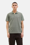 Polo vert à manches courtes de PREMIUM by JACK & JONES, avec bordures blanches au col et aux manches.
