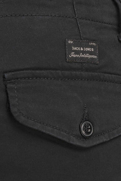 Pantalon cargo noir de JACK & JONES JEANS INTELLIGENCE avec poche à bouton et coutures apparentes.
