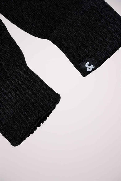 Gants noirs en maille côtelée d'ACCESSORIES BY JACK & JONES avec étiquette logo.