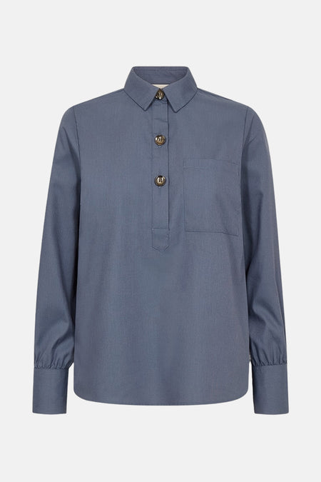 Blauwe blouse met lange mouwen van FREEQUENT met borstzak en korte knoopsluiting.