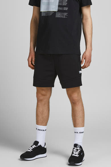Korte broek van JACK & JONES JEANS INTELLIGENCE, met een zak met rits en subtiel logo aan de zijkant.