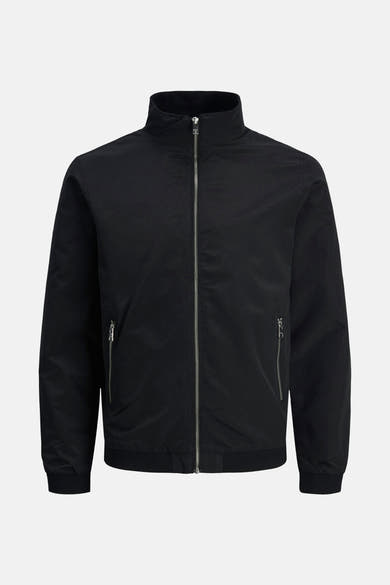 Kort zwart jack van JACK & JONES met zilveren ritssluiting en zijzakken met rits.