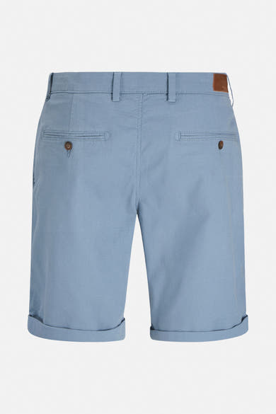 Short bleu de JACK & JONES JEANS INTELLIGENCE, avec poches boutonnées à l'arrière et ourlets retroussés.