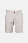 Short gris clair de JACK & JONES JEANS INTELLIGENCE avec revers aux ourlets, fermeture boutonnée et motif subtil.