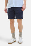 Marineblauwe korte broek van JACK & JONES JEANS INTELLIGENCE, met een omslag met contrasterende rand.