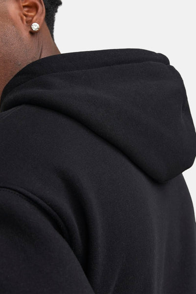 Sweat à capuche noir de Originals by Jack & Jones, détail de la capuche et du col.