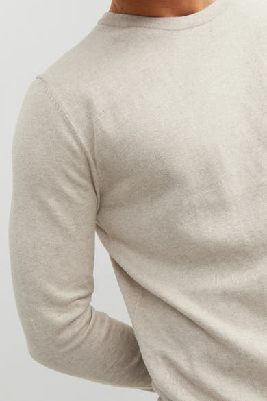 Pull col O beige par PREMIUM BLUE by JACK & JONES, en maille fine unie.
