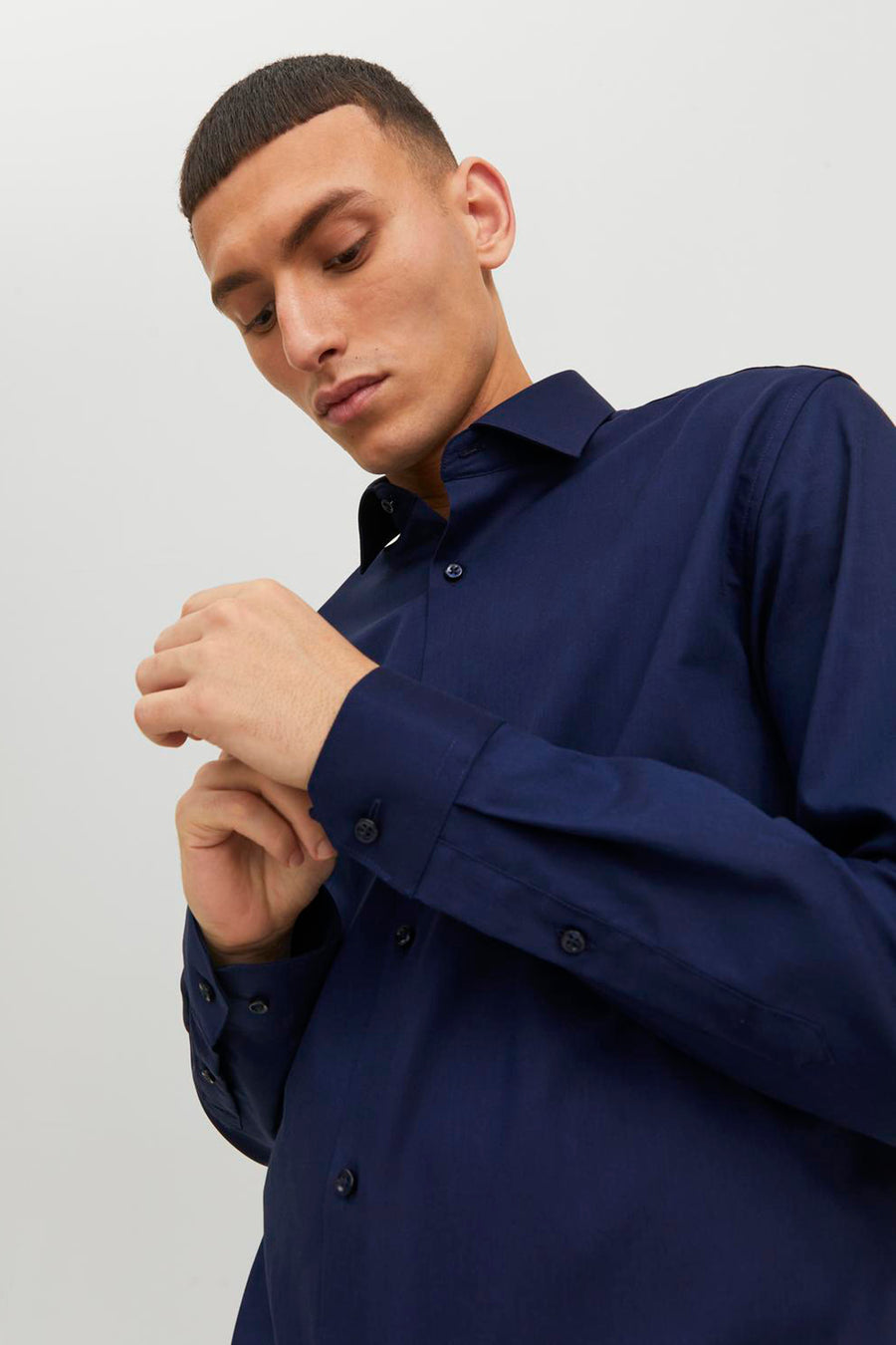 Blauw overhemd met lange mouwen van PREMIUM by JACK & JONES, met zichtbare knopen.