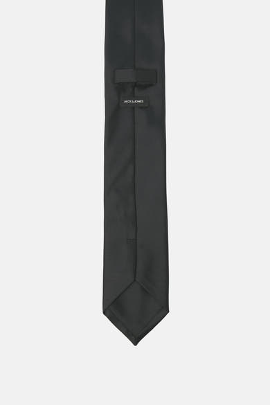 Cravate noire de ACCESSORIES BY JACK & JONES, avec une texture lisse et un design classique.