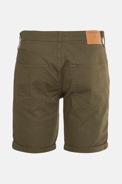 Short kaki, de JACK & JONES JEANS INTELLIGENCE, avec poches arrière et ourlets retroussés.