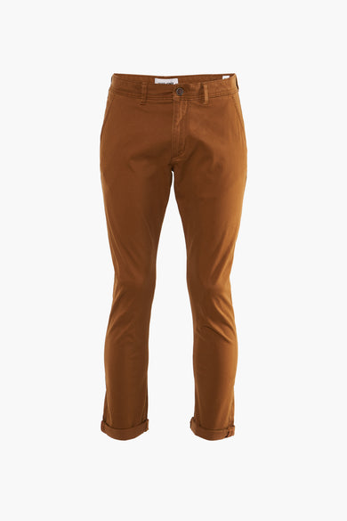 Chino cognac van JACK & JONES JEANS INTELLIGENCE, met opgeslagen enkels en een slanke pasvorm.