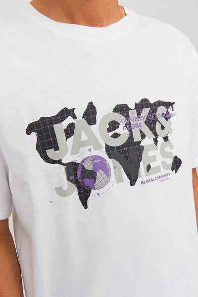 Wit T-shirt met korte mouwen van JACK & JONES met wereldkaartprint en belettering.