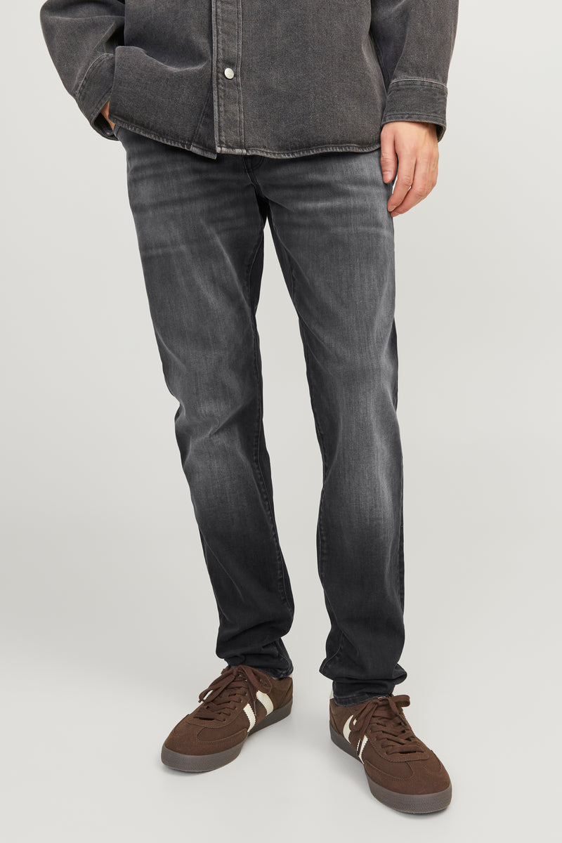 Jeans slim noir de JACK & JONES JEANS INTELLIGENCE avec un délavé foncé sur toute la longueur.