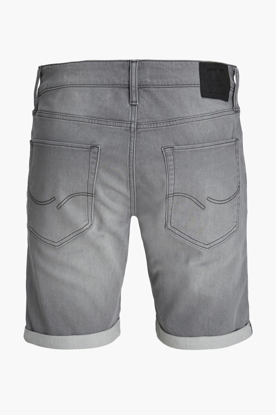 Korte grijze spijkerbroek van JACK & JONES JEANS INTELLIGENCE, achterkant, met zakken en opgerolde zomen.