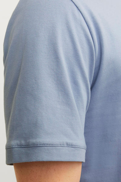 Blauw T-shirt met korte mouwen van PREMIUM by JACK & JONES, nauwsluitende jersey-textuur.