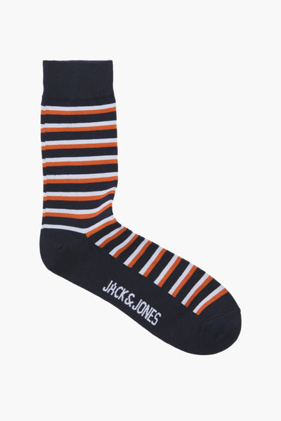 Chaussette bleue rayée, de ACCESSORIES BY JACK & JONES, à rayures horizontales blanches et orange.