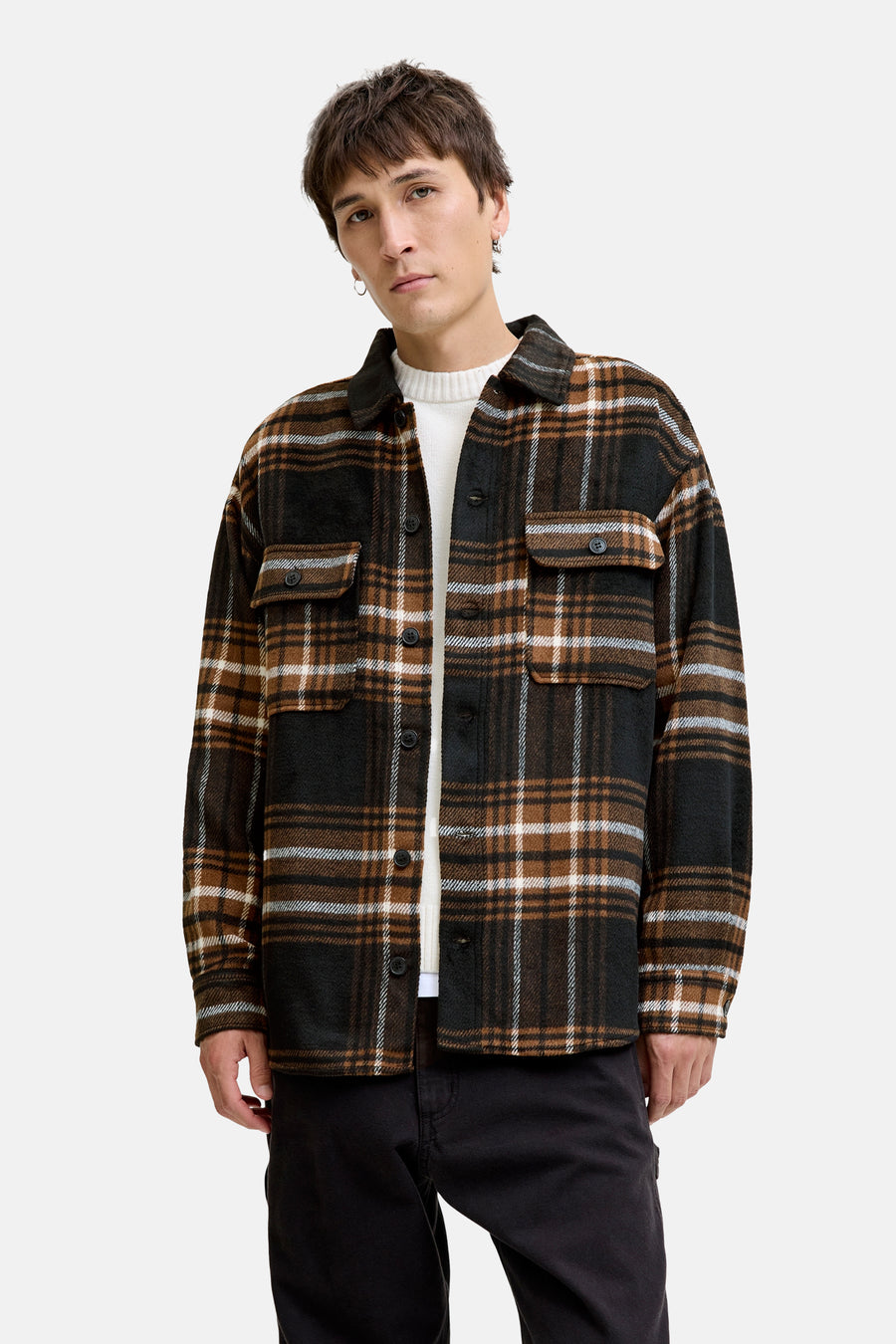 Bruin overhemd met lange mouwen van ORIGINALS BY JACK & JONES, geruit met borstzakken en knopen.