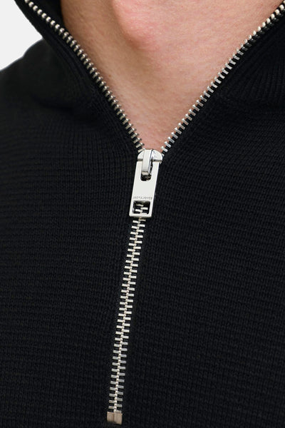 Pull à col roulé noir de PREMIUM by JACK & JONES, avec fermeture éclair argentée.